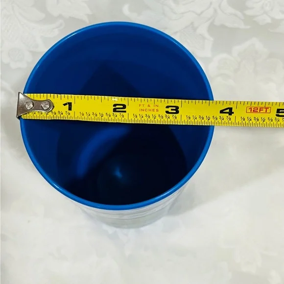 NWOT Tupperware NASCAR On-The-Go Tumbler, 36 oz capacity - Picture 7 of 8